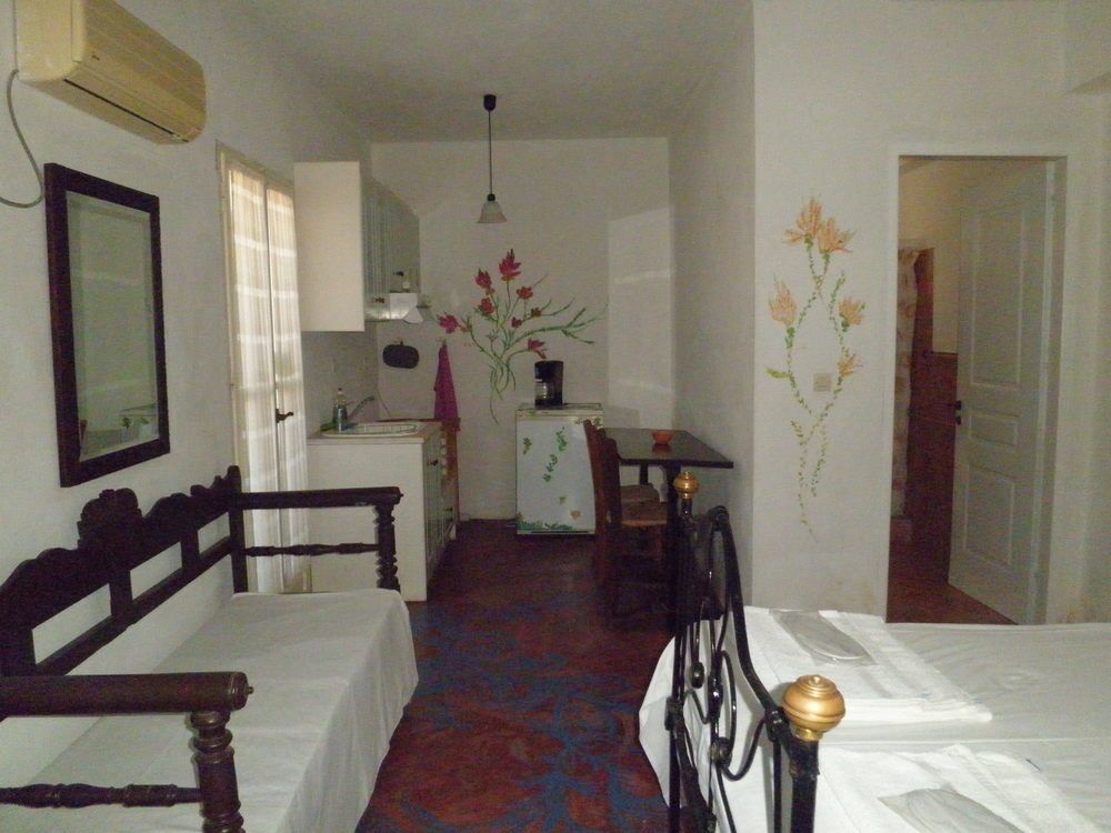 Angelica'S Hotel Fry Ngoại thất bức ảnh